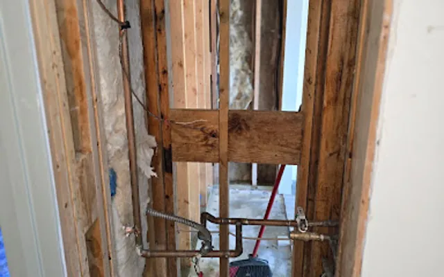 Frozen Pipe Water Damage in Gate District, Missouri